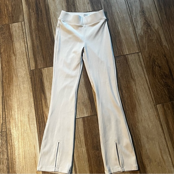 NYLORA Pants - Nylora white ribbed leggings xs